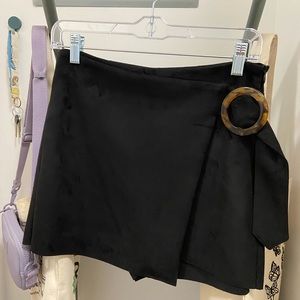 Zara Black Skirt with side zipper